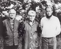 А.И.Солженицын с Мартой Порт и Арнольдом Сузи, сохранившими рукопись «Архипелага ГУЛаг». Эстония. Лето 1967 года