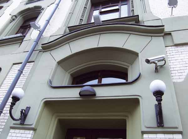 Фрагмент фасада доходного дома А.И.Кекушевой на Остоженке. 2011
