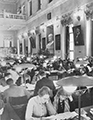 В читальном зале Государственной библиотеки СССР им. В.И.Ленина. 1939. Фото Ф.Кислова