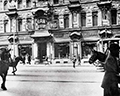 Вход в магазин «Чай» С.В.Перлова. Фото начала XX века