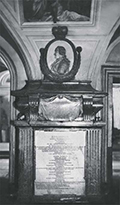Неизвестный  французский скульптор. Надгробие князя Михаила Михайловича Голицына (1685–1764) в нижней церкви Богоявленского собора в Москве. 60-е годы XVIII века