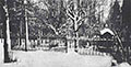 Гефсиманский скит в Сергиевом Посаде. Могила В.В.Розанова (слева) и надгробие на могиле К.Н.Леонтьева (справа)