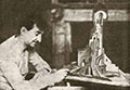 Г.Якулов работает над макетом памятника 26 бакинским комиссарам. 1923