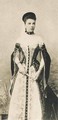 Александра Илларионовна Воронцова-Дашкова в придворном фрейлинском платье. 1889