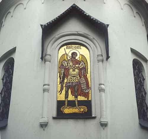 И.Я.Билибин. Архангел Михаил. Мозаика на северной стене храма Успения Богородицы в Ольшанах
