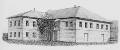 Дом Гавриловых в Куричихе. «Зимовка» (слева) и жилая изба, «перед-пятистенок», на подклети. Реконструкция С.А.Гаврилова