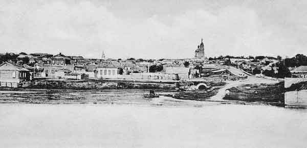 Симбирск. Вид города с реки Свияги. Почтовая открытка начала XX века
