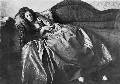 Е.Э.Мусатова на диване. Фотография В.Борисова-Мусатова. Начало 1900-х годов