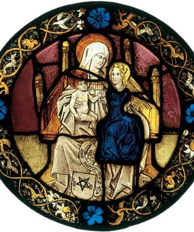 Витраж с изображениями св. Анны, Девы Марии и Христа. Германия, Нюрнберг. Около 1500 года. Цветное стекло, свинец, роспись. ГЭ
