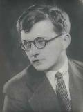 Д.Д.Шостакович. Фотография с дарственной надписью: «Дорогой Вере Дуловой на память. 11.I.1942. Куйбышев». Публикуется впервые