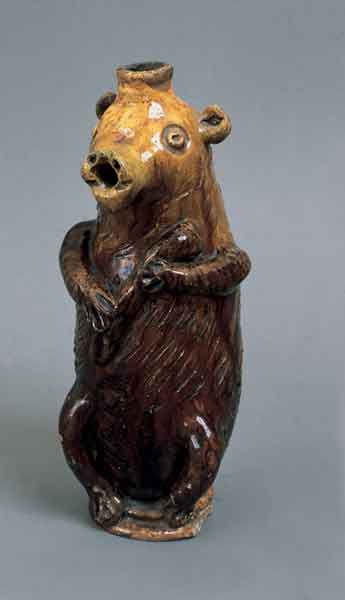 Скопинская керамика. Фигурный сосуд «Медведь». Вторая половина XIX–начало XX века

