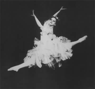 Хасинта в балете «Лауренсия» на музыку А.Крейна
